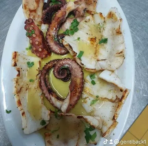 ホテル Restorant Genti Peshkatari *